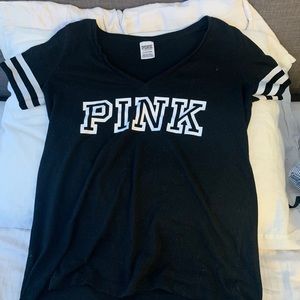 black pink t-shit